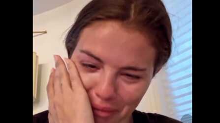 Selena Gomez rompe en llanto por las políticas migratorias de Trump.