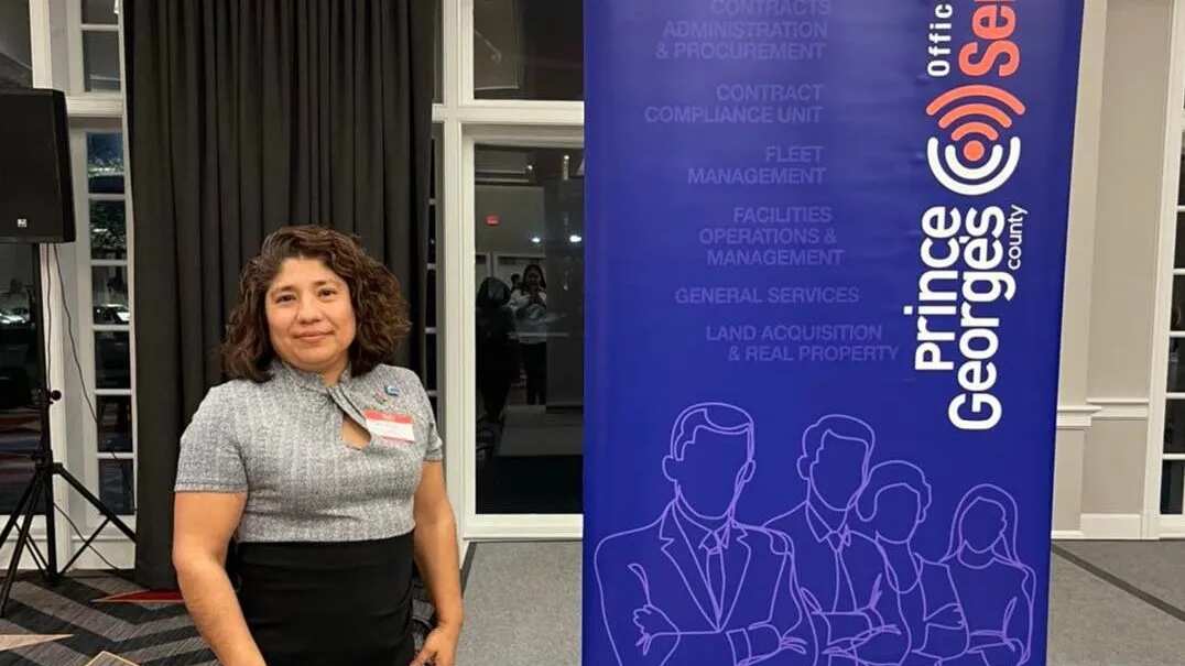 Teresa Luna resultó una de las exponentes del Clark Construction’s Small and Diverse Business Expo.