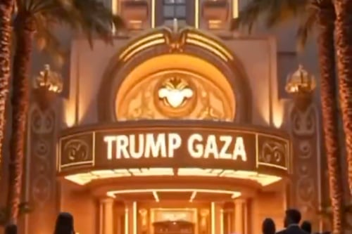 Trump presenta su sorprendente visión para Gaza: lluvia de dólares, mujeres barbudas, estatuas doradas de él y Elon Musk comiendo