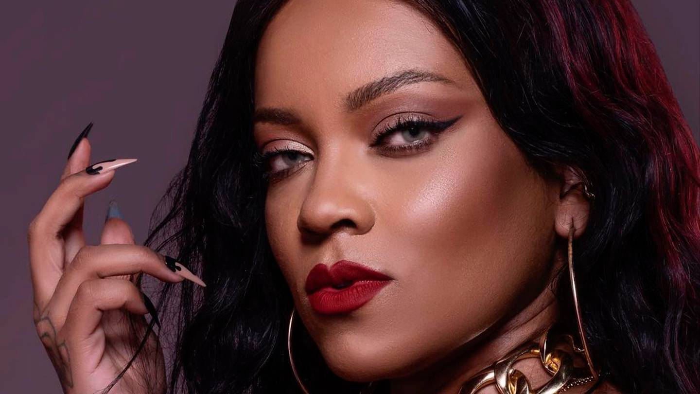 Doble de Rihanna causa furor en Brasil