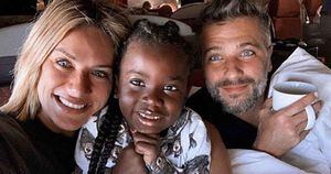 Bruno Gagliasso e Giovanna Ewbank adotam outra criança no Maláui