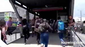 Estudiantes salieron a protestar por una mejor educación y terminaron colados en Transmilenio