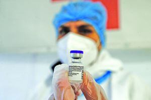 Covid-19: Governo de SP suspende vacinação de adolescentes até regularização de doses da Pfizer