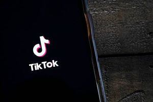 Una menor de 10 años falleció por asfixia durante un desafío de TikTok