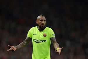 La competencia de Arturo Vidal sigue cayéndose por lesión en Barcelona