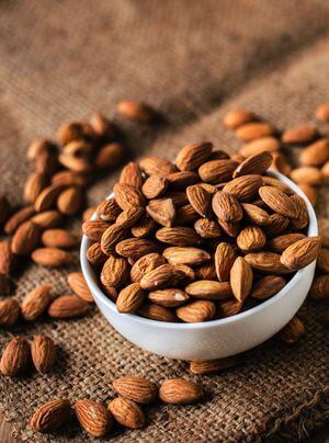 5 alimentos saludables que te ayudarán a controlar la ansiedad y el estrés