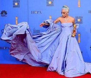 Cómo obtener el broche de paloma de oro que usó Lady Gaga en la Inauguración Presidencial de 2021