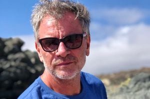 Álvaro Rudolphy firmó carta por el Rechazo y se crea el drama en Twitter