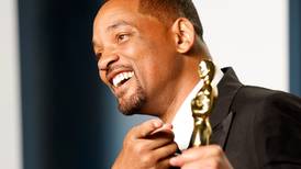 Academia permitirá a Will Smith grabar su nombre en el Óscar que ganó el año pasado