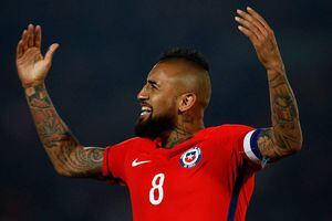 La Roja se despidió de Chile con un triunfo ante Burkina Faso en la gran noche de Vidal