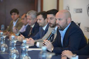 Presidente de la Liga Profesional analiza aumentar a 16 equipos en la Serie A para el 2019