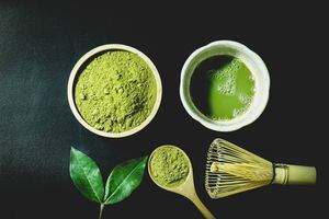 Mascarilla de té verde para un cabello suave y fuerte