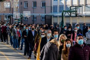España reabre fronteras para personas vacunadas, ¿desde cuándo?