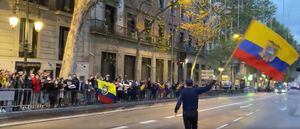 El emocionante festejo de Richard Carapaz con sus compatriotas en Madrid