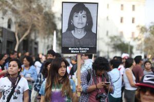 Protesta en Navidad: Multitudinaria marcha en Perú contra el indulto a Fujimori