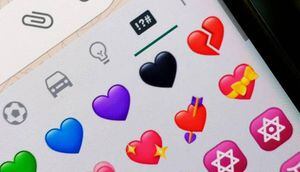 El macabro significado del emoji de corazón negro de WhatsApp