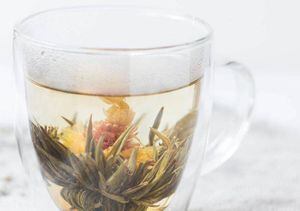 Conoce los potentes beneficios del té blanco para acelerar tu metabolismo y descomponer la grasa