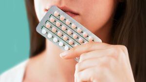 Este es el tiempo que necesitarás tomar pastillas anticonceptivas antes de estar completamente protegida