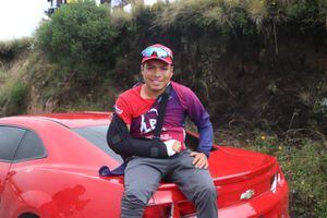 Ciclista guatemalteco pasa de ser competidor a espectador de la Vuelta