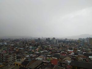 16 de septiembre: Lluvia, granizo y tormentas eléctricas en Quito