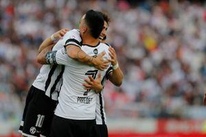 ¿Se quedan o se van? La radiografía del plantel de Colo Colo para pelear la Copa y el Campeonato Nacional