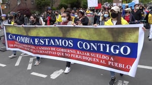 Comunidad colombiana de NY se moviliza en solidaridad con manifestantes antigubernamentales