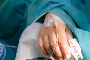 Mulher com covid-19 recebe transplante de pulmão de doadores vivos pela 1ª vez na história da medicina
