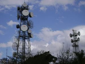 5G: incendio de 17 torres telefónicas tiene relación directa con las teorías conspirativas de la nueva red