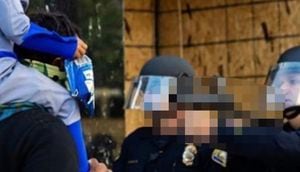 Una foto de un padre y su hija señalados con una pistola por los policías muestra la crueldad de las protestas