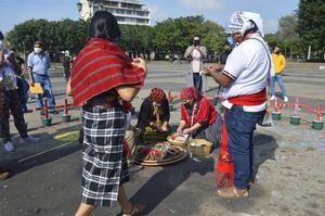 Con ceremonia maya rinden homenaje al guía espiritual Domingo Choc