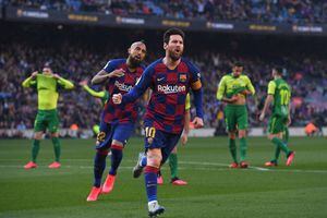 El futbol mundial se rinde a Lionel Messi, quien hoy está de cumpleaños