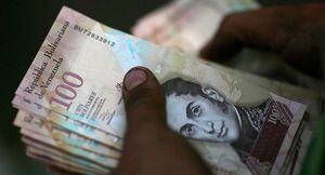 Salario mensual en Venezuela se eleva a casi 8 dólares
