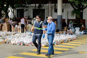 Emapag hace entrega de sacos de arroz para kits alimenticios