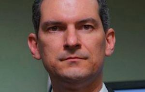 Piden explicaciones ante comentarios racistas de secretario general PPD