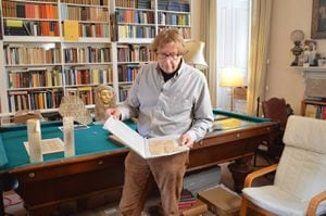 Profesor de Oxford robó y vendió manuscritos antiguos de la Biblia