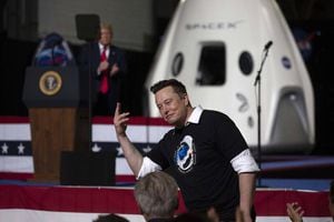 VIDEO. Fundador de SpaceX se burla del director de agencia espacial rusa