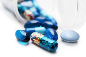 Ministerio de Salud regula venta de antibióticos y esteroides oftálmicos