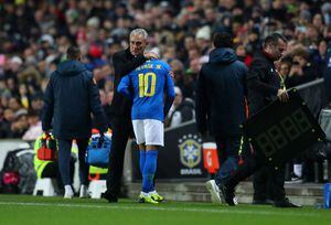 Alarma total: Tite pone en duda la participación del lesionado Neymar en la Copa América 2019