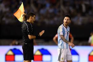 ¿Falta de pruebas? El video que contradice el fallo de la FIFA que absuelve a Messi