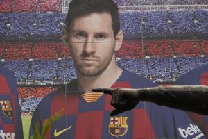 FC Barcelona presentó su nueva camiseta con Messi en la foto y los memes no tardaron en llegar