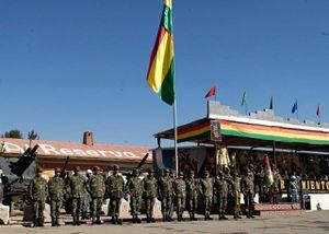 ¡Bolivia militarizó frontera con Chile! Evo situó a ejército de 8 mil soldados en el límite