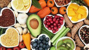 Seis alimentos ricos en vitaminas y antioxidantes que frenan el envejecimiento
