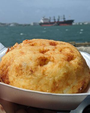 Los rellenos de papa más grandes de Puerto Rico