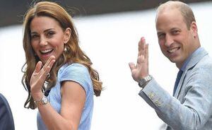 FOTOS Una elegante Kate Middleton de azul disfruta con el príncipe William de Wimbledon