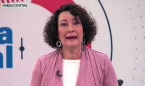 Patricia Politzer confirma candidatura a constituyente: "Podemos cambiar Chile"