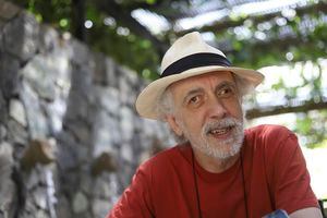 Fernando Trueba y el desafío de dirigir la película de El olvido que seremos
