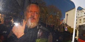 Estados Unidos acusa a Julian Assange y levanta cargos por hackeo y conspiración