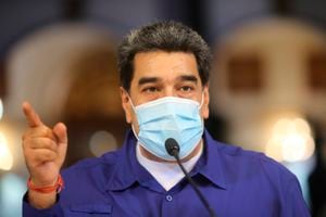 Maduro ofrece intercambiar petróleo por vacunas contra el covid para Venezuela