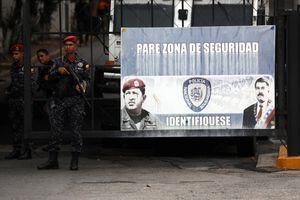 Gobierno de Ecuador rechaza detención de Edgar Zambrano y que "no aporta a salida" en Venezuela
