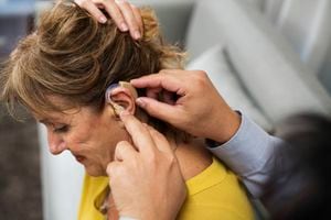 Preparación durante temporada de huracanes para personas con pérdida auditiva